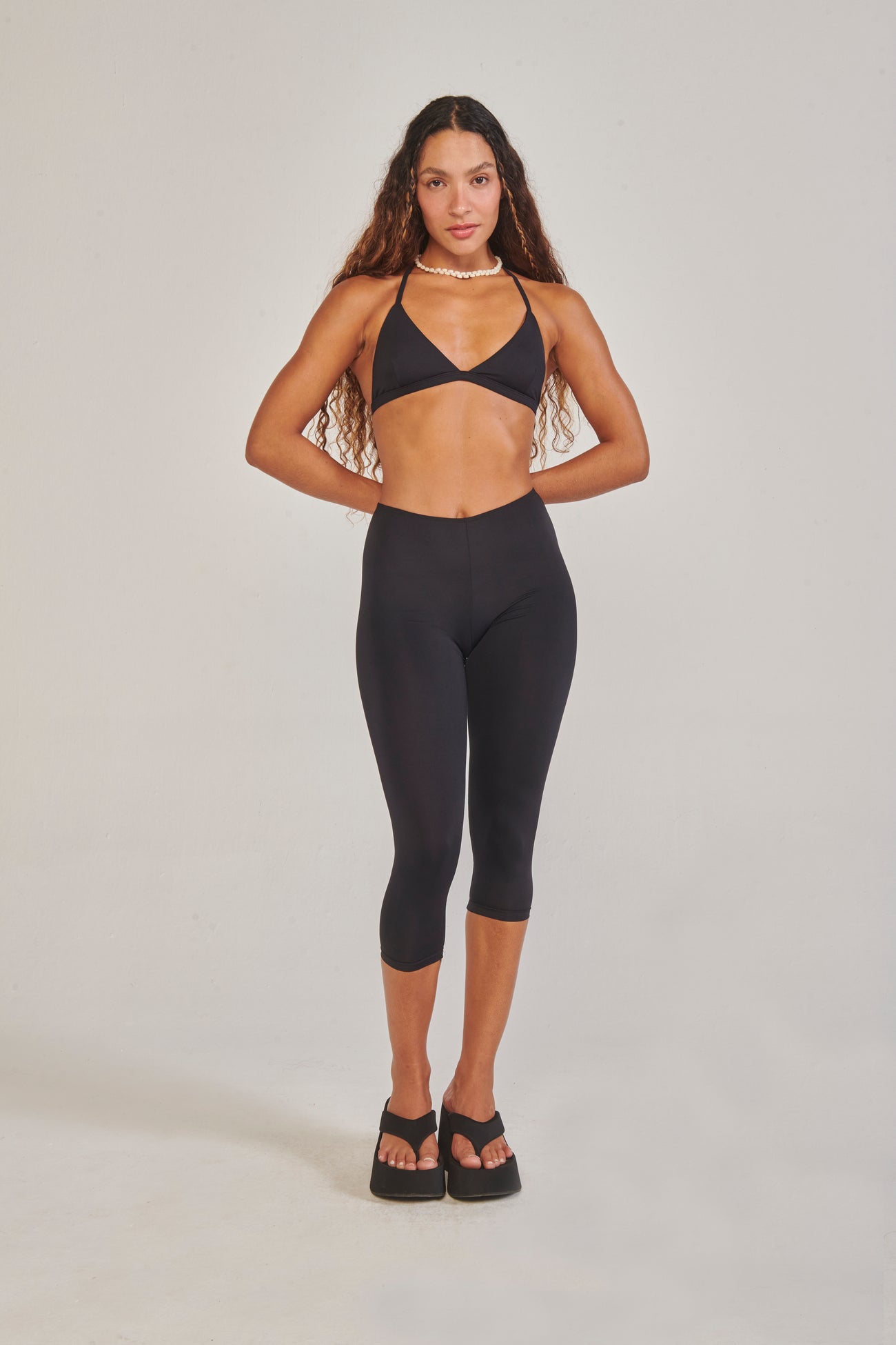 Calça Capri Preta