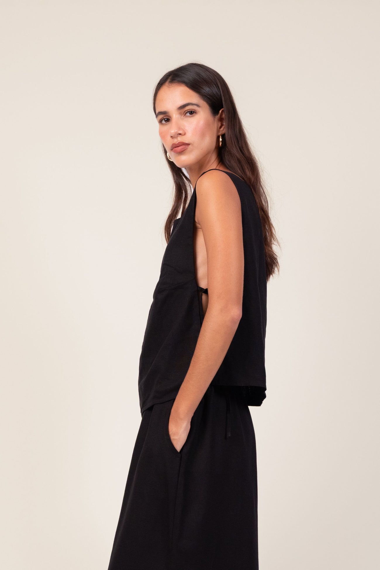 Blusa Laço Linho Preta
